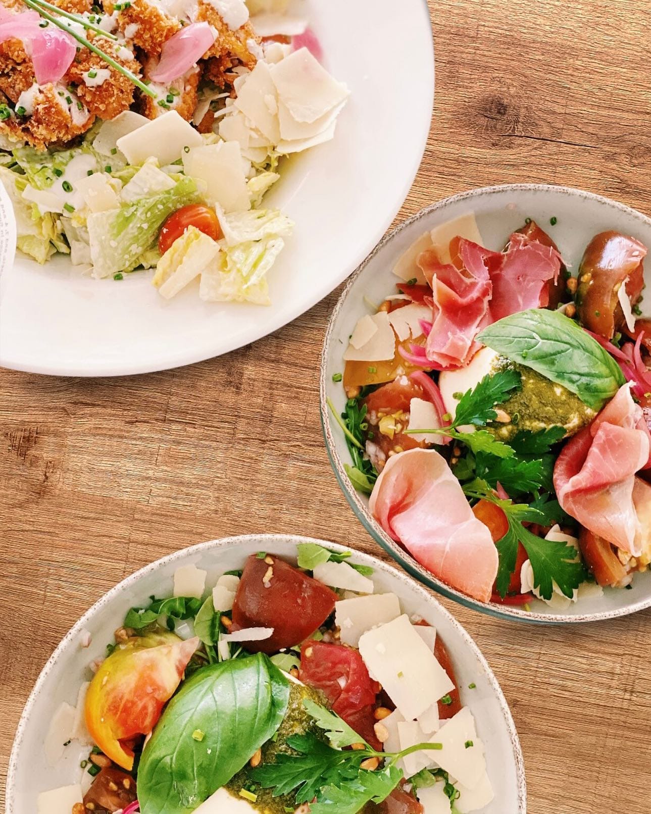 Trio salades : César et burrata variations
